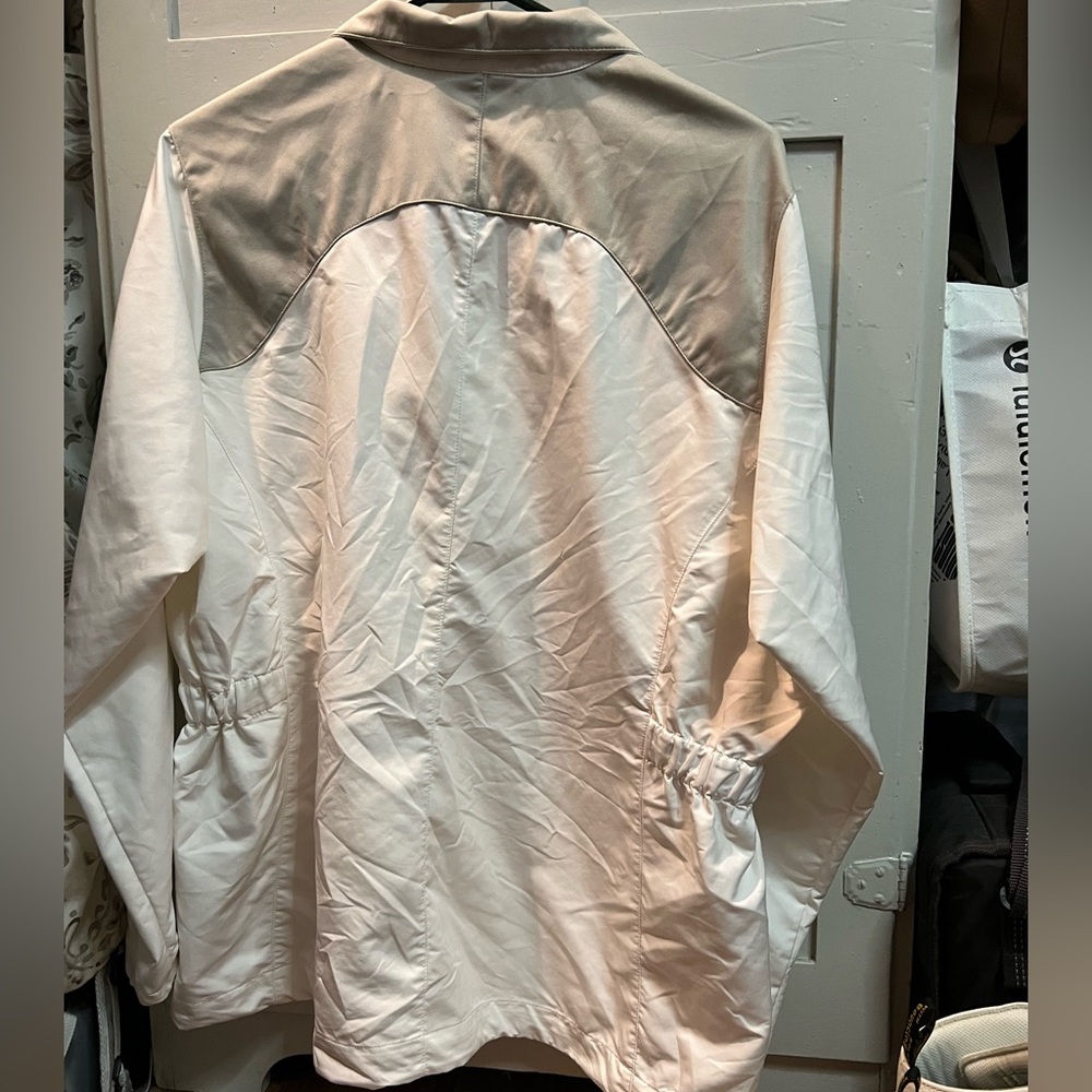 Like new Nike Golf jacket - Picture 2 of 4